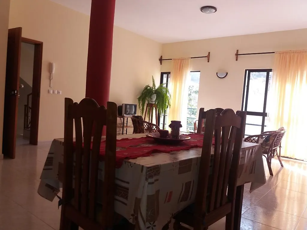 Hôtel Cantinho De Amizade à Ribeira Grande Maison d'hôtes